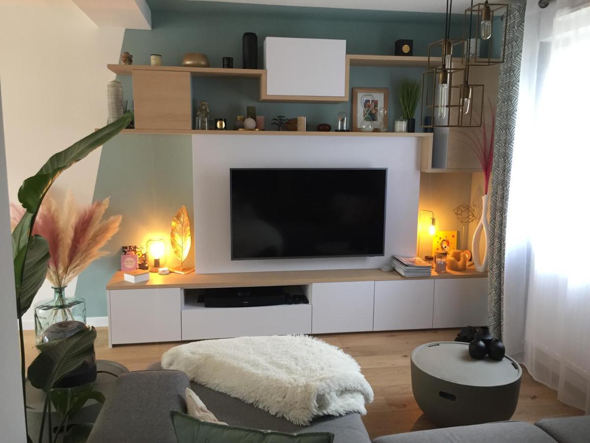 Agreable Maison Neuve Angers Centre-Madeleine エクステリア 写真